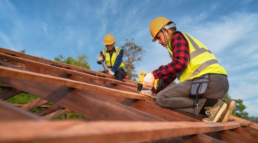 Professional Flat Roofing Installation services in Cee Vee, TX